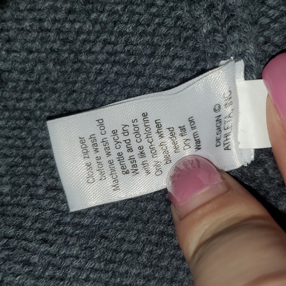 **SOLD** Size XXS Athleta Hooded Sweater Dress - Picture 8 of 8